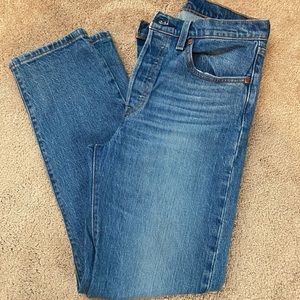 Levi’s 501 Medium Wash Jeans